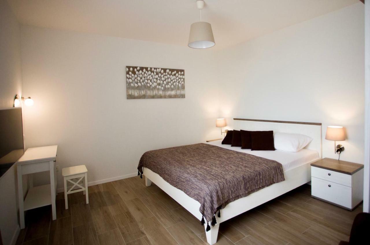 Apartment Bilo 奥米什 外观 照片